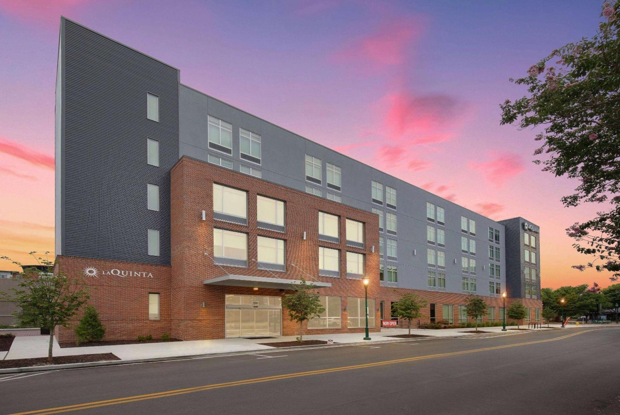 La Quinta Inn & Suites By Wyndham Chattanooga Downtown/South Zewnętrze zdjęcie
